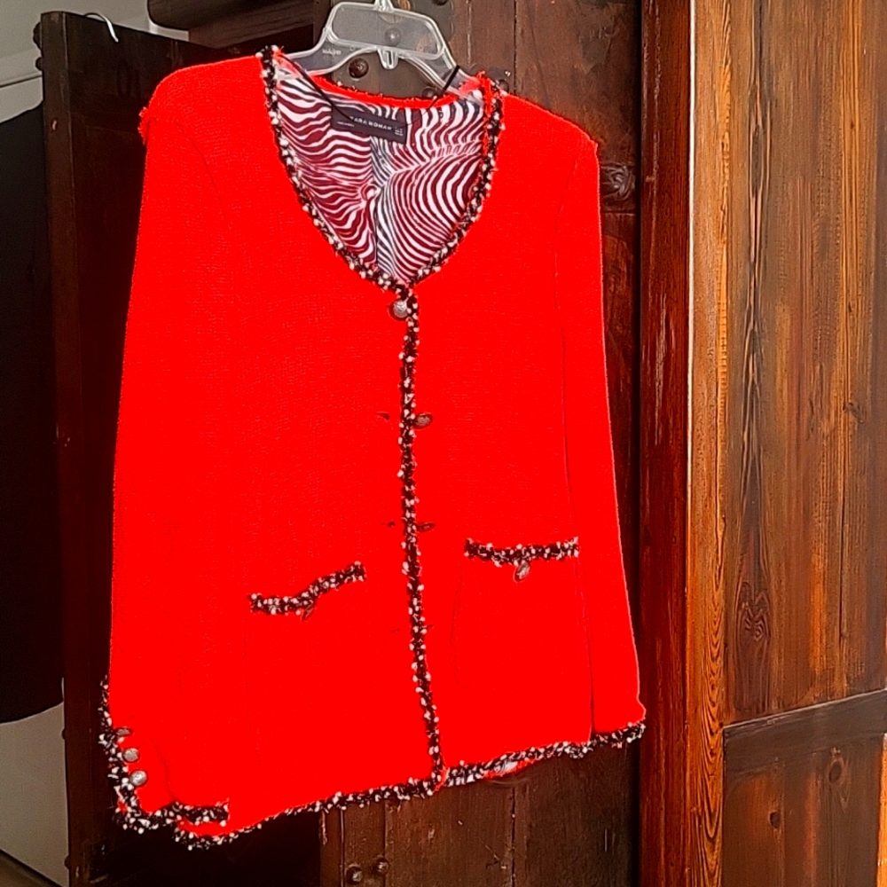 ZARA JACKET size M